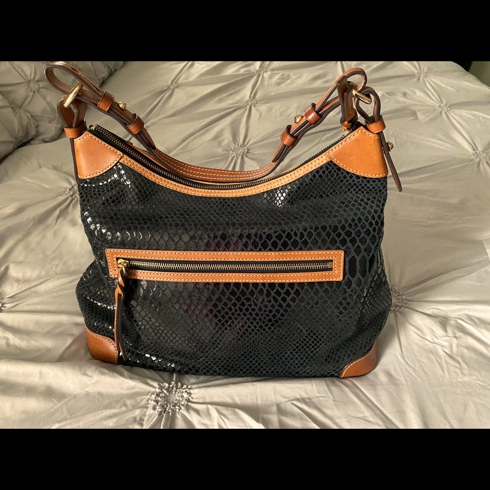 Dooley & Bourke Bag with matching wristlet and keychain
